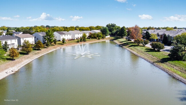 Building Photo - 2827 Stonewater Dr