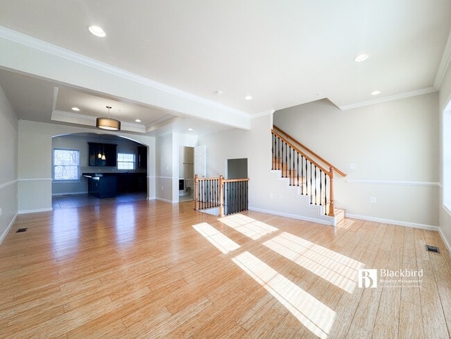 Building Photo - 5030 B St SE