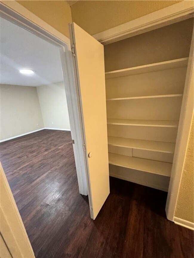 Building Photo - 3 bedroom 2 bath house in Calallen