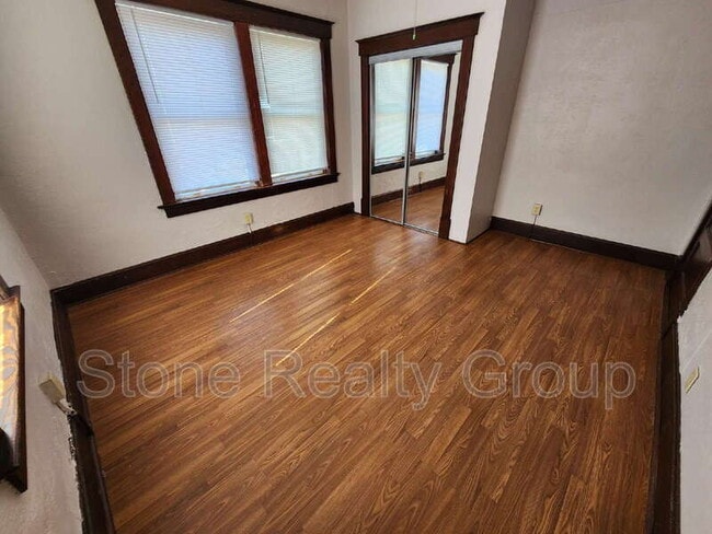 Building Photo - 19 N 12th St