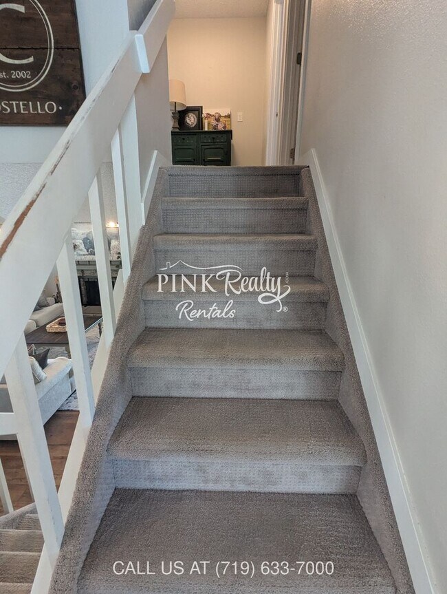 Building Photo - 3230 Breckenridge Dr W