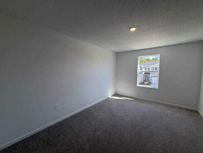 Building Photo - Brand New Townhome in Tara Serena – Gainesville