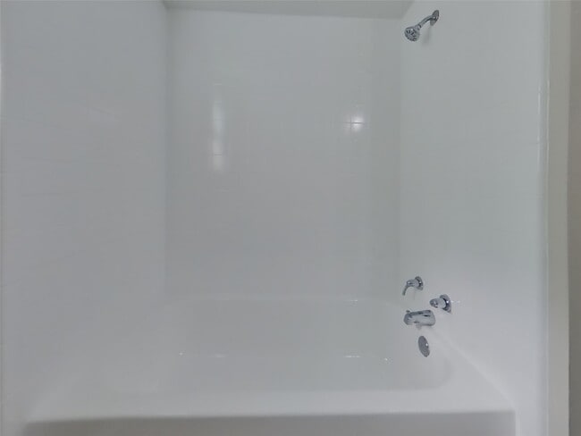 Building Photo - 10406 Kirkwren Dr