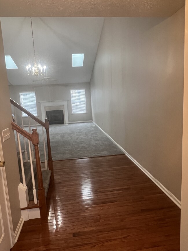 Building Photo - 36447 N Reserve Cir