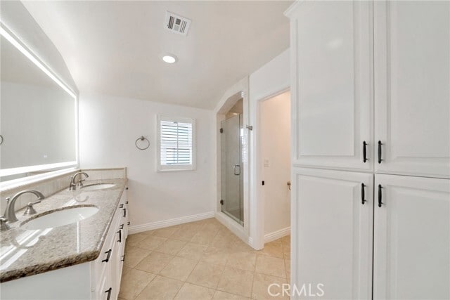 Building Photo - 3116 Breakers Dr