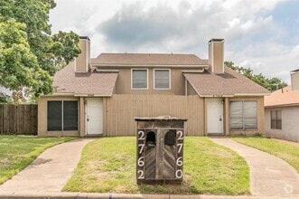 Building Photo - 2760 Parkchester Dr