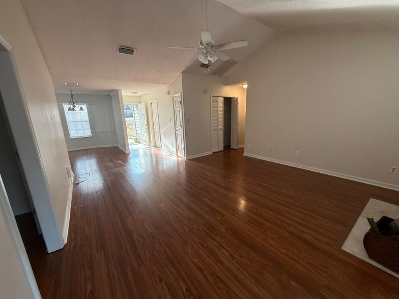 Building Photo - 3236 Lord Murphy Trail