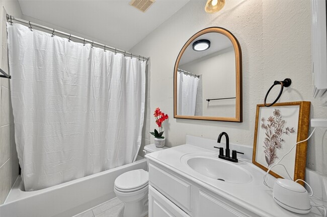Building Photo - 12431 Rosa Ridge Ln