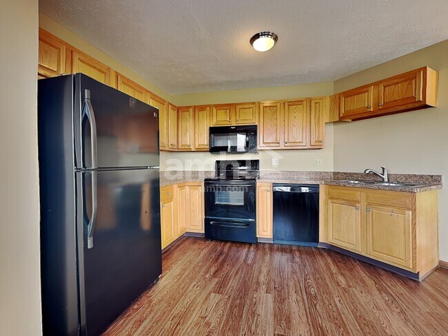 Building Photo - 4705 Norwich Ct