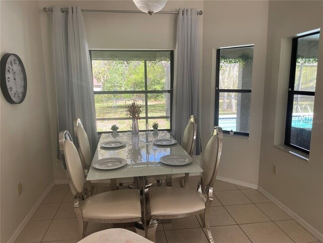 Building Photo - 211 Forest Wood Ct