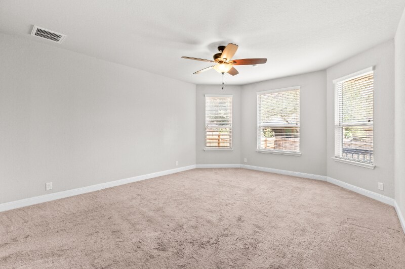 Building Photo - 27027 Oleander Chase
