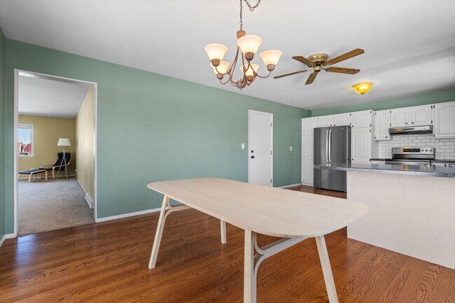 Building Photo - 9434 Neal Rd