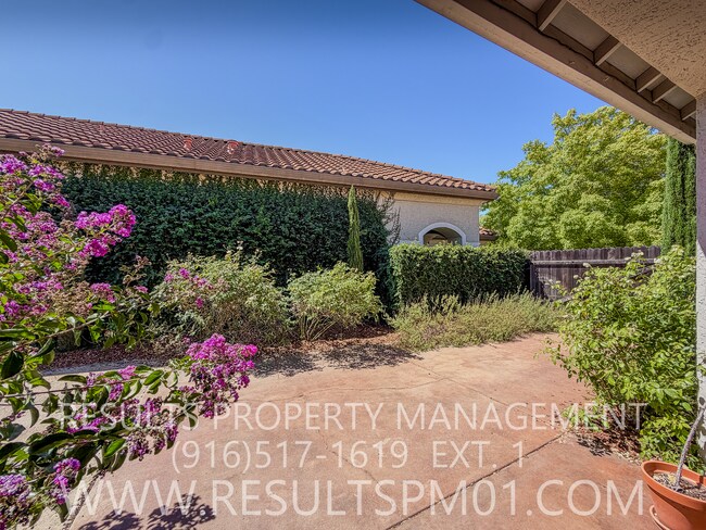 Building Photo - Beautifully updated 3 Bedroom Rocklin home.