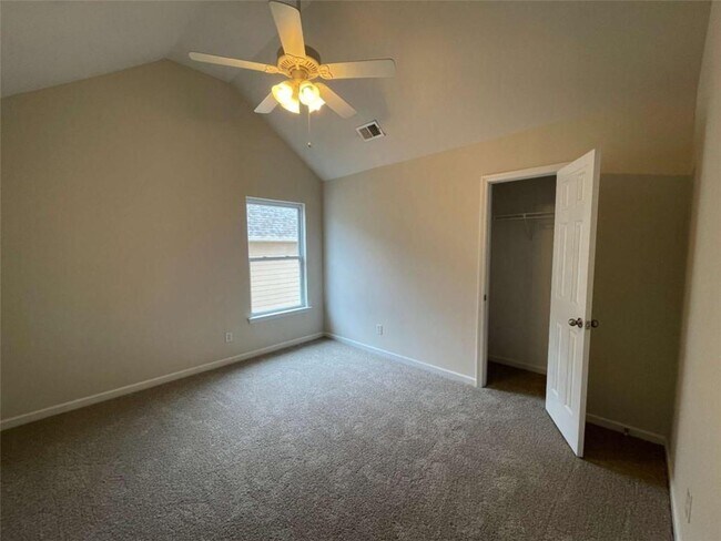 Building Photo - 4205 Pointe Vecchio Cir