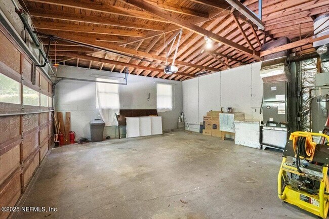 Building Photo - 2240 Jose Cir S