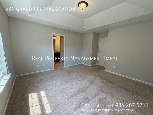 Building Photo - 534 Grand Central Sta