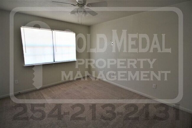 Building Photo - 1103 Lansberry Ct