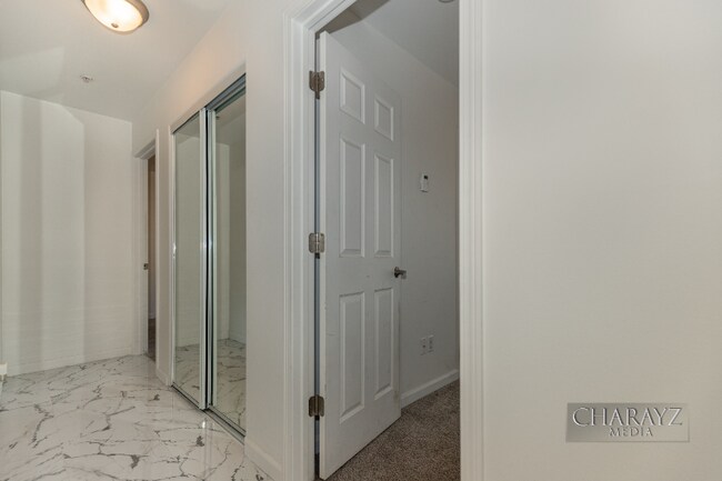 Building Photo - 2665 Bald Eagle Ct