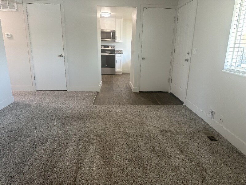 Building Photo - 2117 E 3300 S