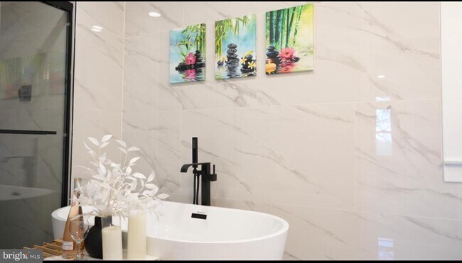 Building Photo - 5114 Montgomery Rd