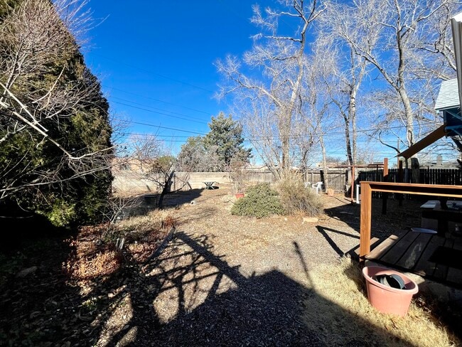 Building Photo - Girard UNM