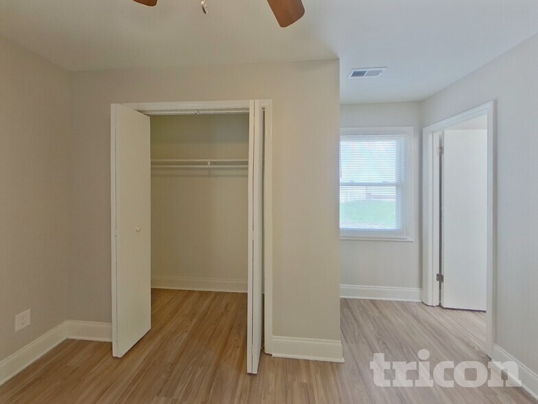 Building Photo - 8717 Timbercrest Cir