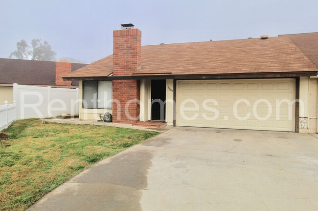Primary Photo - 13877 Wayland Grove Ct