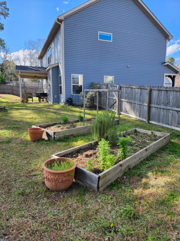 Building Photo - 625 Overland Ct