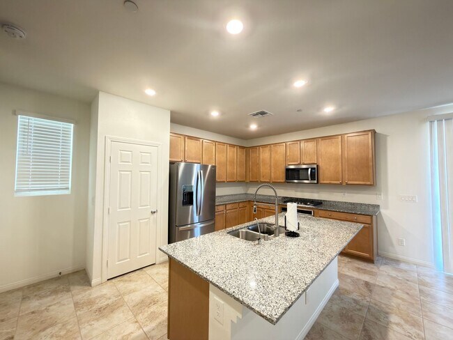 Building Photo - Fully Furnished Home in Inspirada