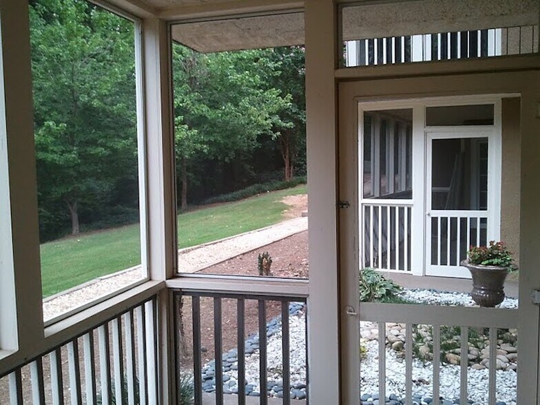 Garden - 1445 Monroe Dr NE #E37