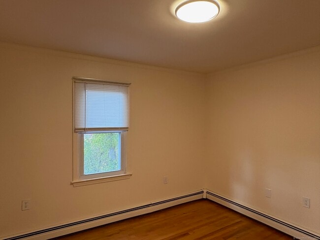 Building Photo - 5 Beaver Dam Trail