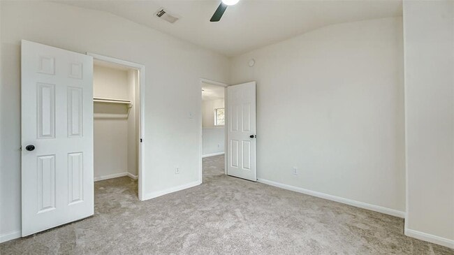 Building Photo - 1905 Vineyard Hill Ct