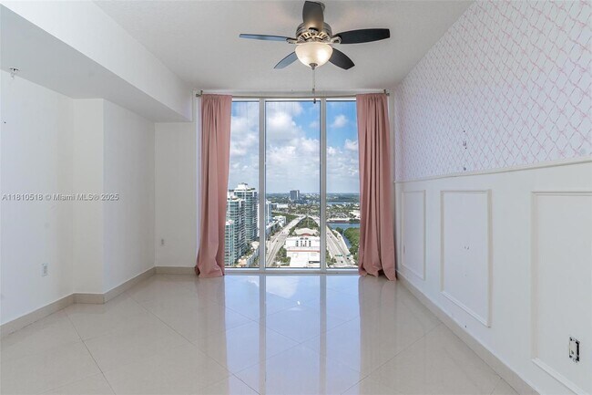 Building Photo - 16699 Collins Ave