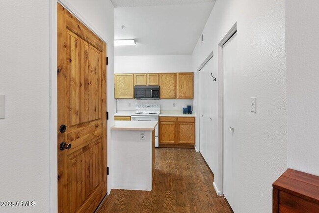 Building Photo - 11333 N 92nd St
