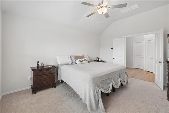 Building Photo - 1004 Pineview Ln