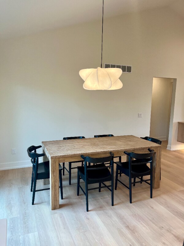 Building Photo - 7277 Yellowstone Dr