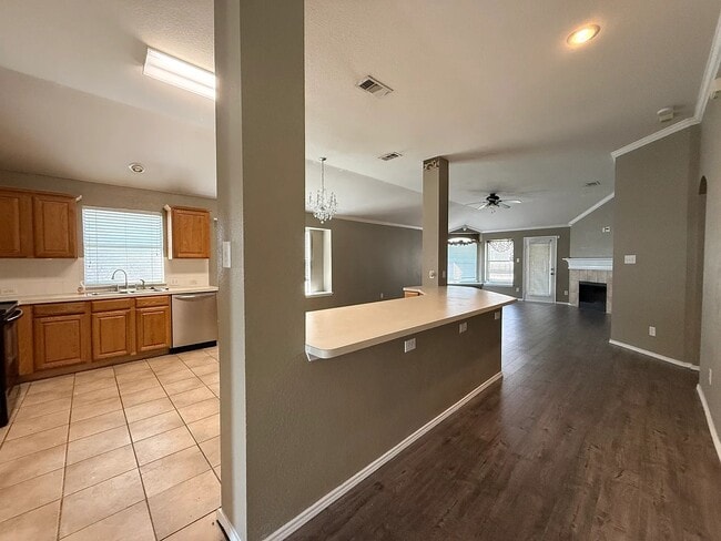 Building Photo - 6716 Spencer Dr