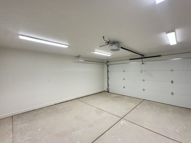 Building Photo - Move-in Discount!! - Brand New Construction - 3 bedroom- 2 bath 4 Plex