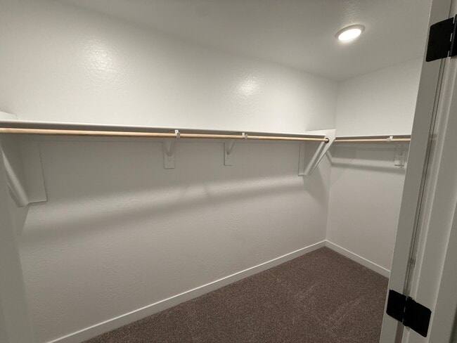 Building Photo - 18085 W Lupine Ave