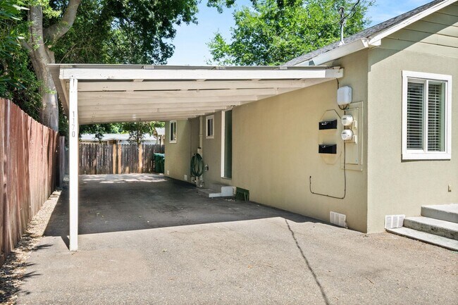 Building Photo - Available Now. Cute Home located in quiet ...