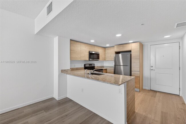 Building Photo - 1230 Southstation Pl