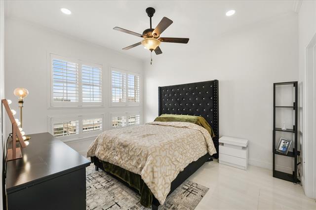 Building Photo - 3225 Turtle Creek Blvd Blvd