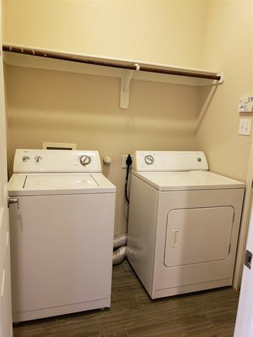 Building Photo - 820 Poncho Ln