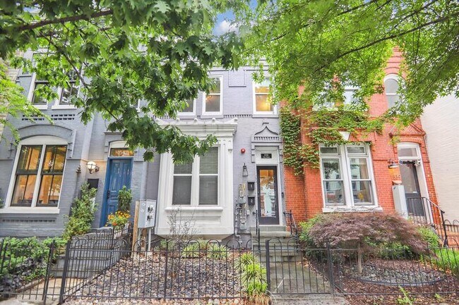 Primary Photo - 1541 9th Street Northwest - 2