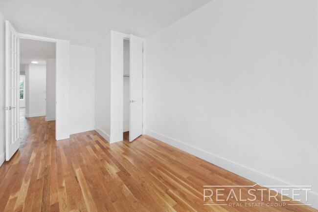 Building Photo - BRAND NEW 3 BED 2 Bath in Bushwick!