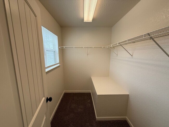 Building Photo - 2403 Talbott Way