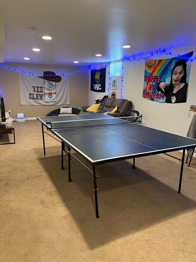 Building Photo - 1411 26th St