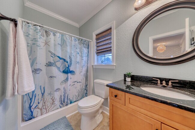 Building Photo - 2162 Sanibel Ct