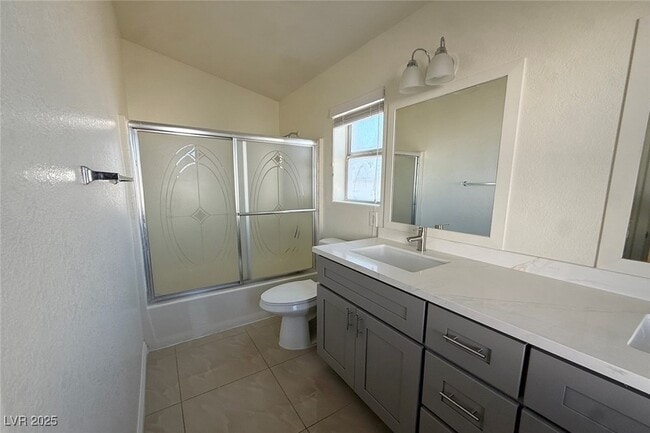 Building Photo - 9300 Cool Creek Ave