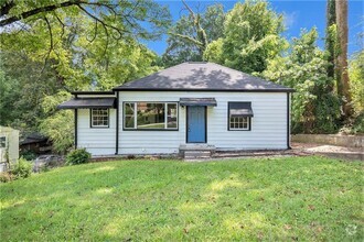 Building Photo - 2740 Baker Ridge Dr NW